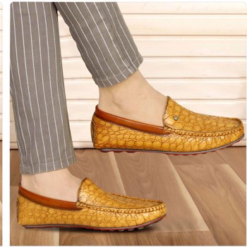 Kavsun Classy Crocodile Texture Loafers For Men Tan