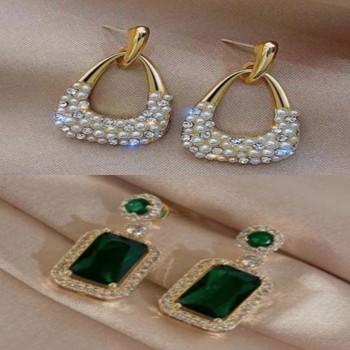 Fancy Handmade Pearl & Green wisher Earrings - YS107